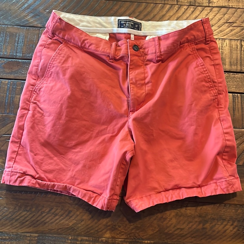 Abercrombie and finch size 31 stretch. NWOT